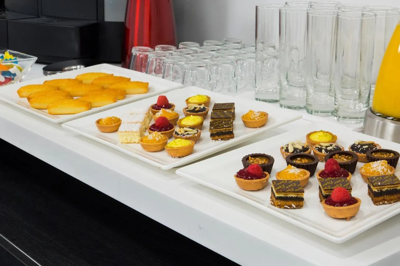 Simon's Boutique 3* Paris
